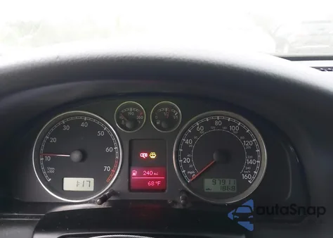 2002 Volkswagen Passat Gls z USA, uszkodzony, nr VIN WVWPD63B02P445819